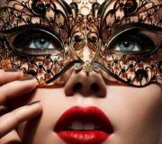 Dream Interpretation masquerade ทำไมคุณถึงฝันถึงการสวมหน้ากากในความฝันการสวมหน้ากาก